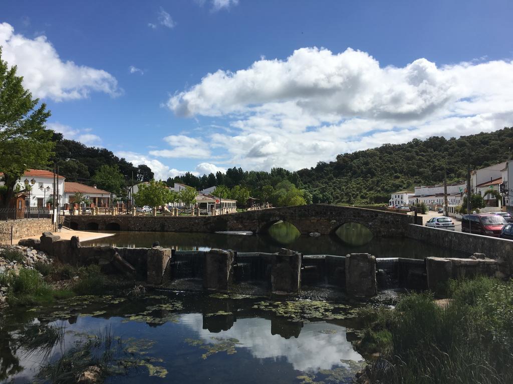 Casa Rural Nacimiento del Huéznar - Tomillo 17 San Nicolás del Puerto Exterior foto